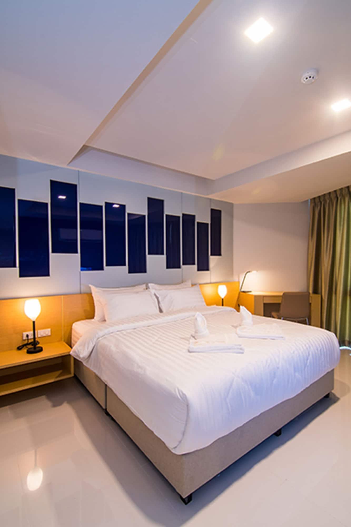 The Peak Hotel Chanthaburi Bagian luar foto